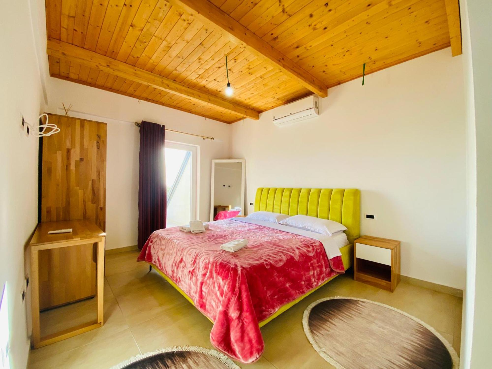 Hotel Lahuta E Vjeter Agroturizem Lac Esterno foto