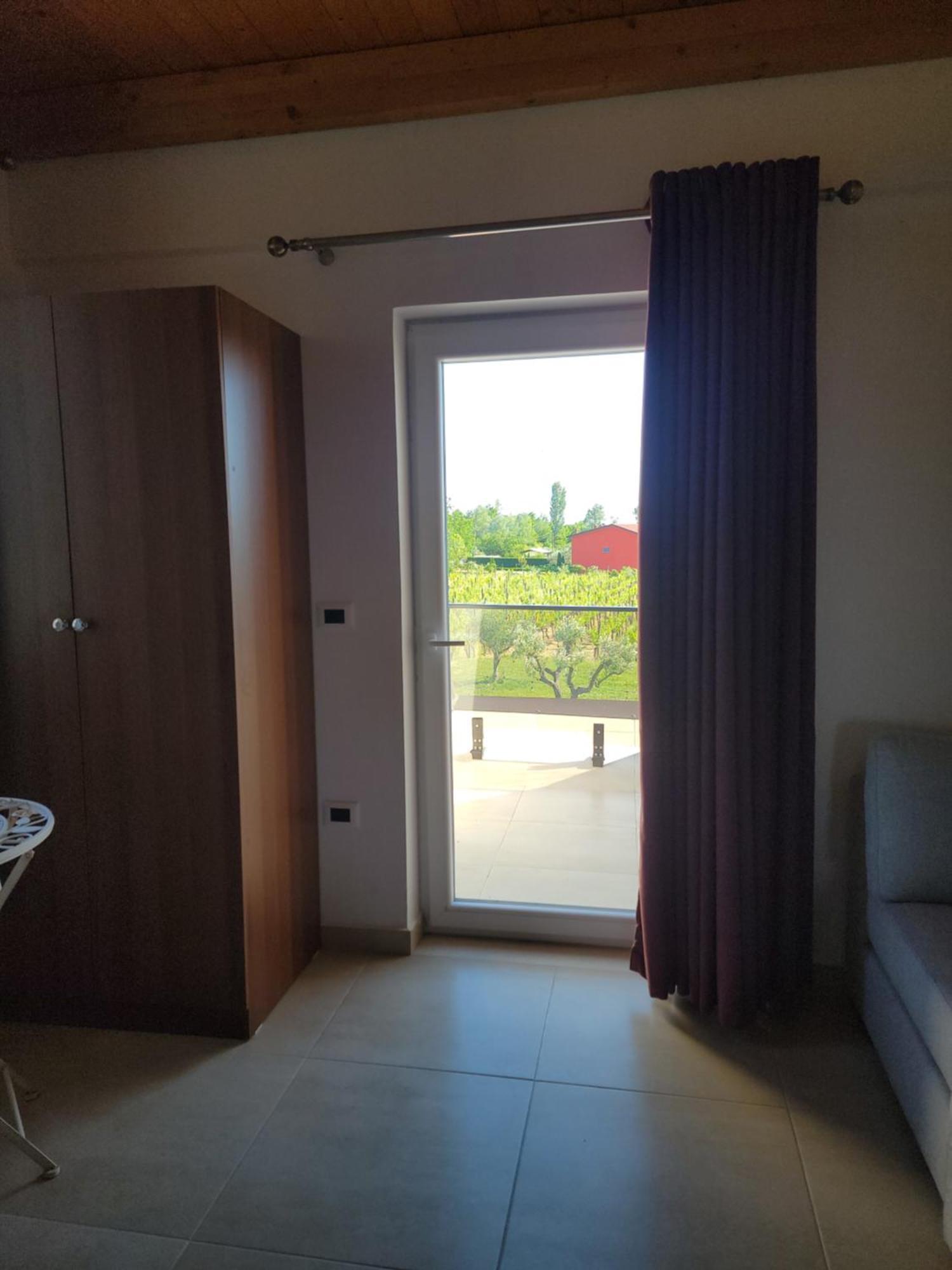Hotel Lahuta E Vjeter Agroturizem Lac Esterno foto