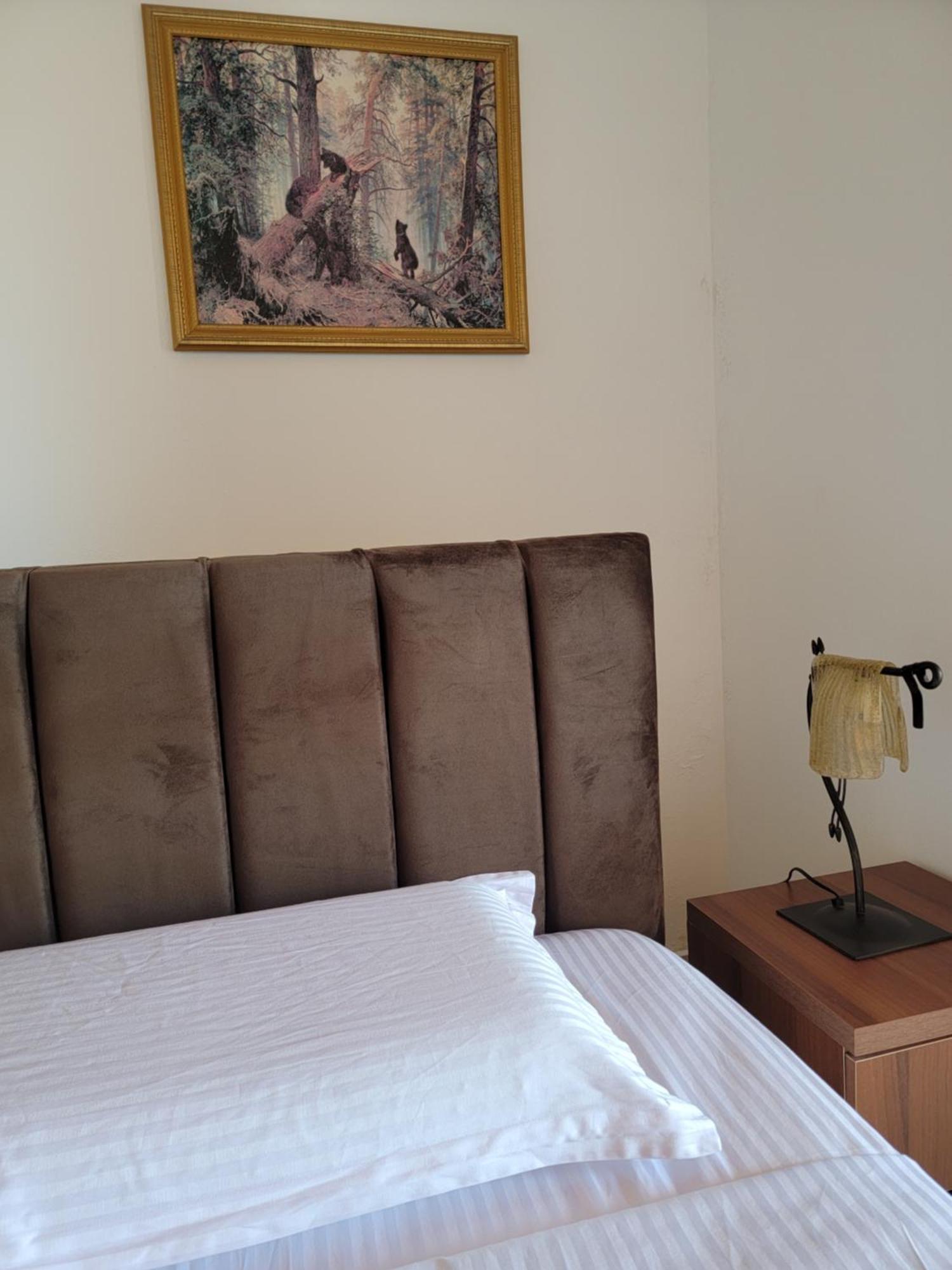 Hotel Lahuta E Vjeter Agroturizem Lac Esterno foto
